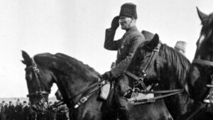 at üstünde Atatürk