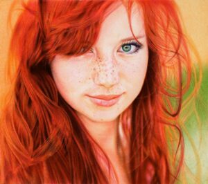 kızıl saçlı çilli kadın